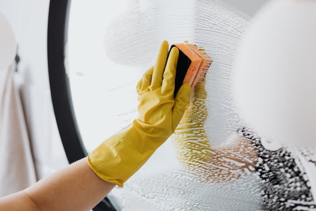 iStock_000012103013Large